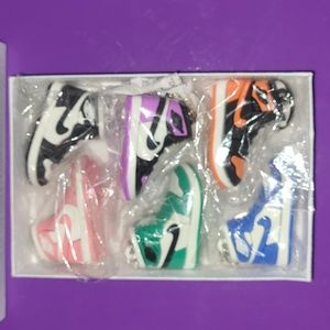 6pc Shoe keyring set